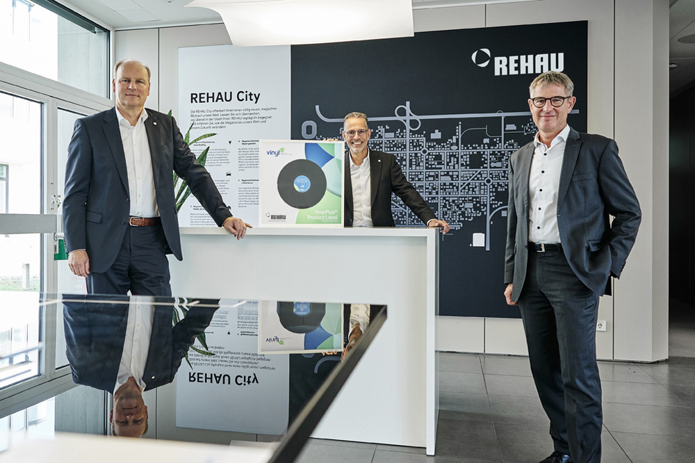 REHAU